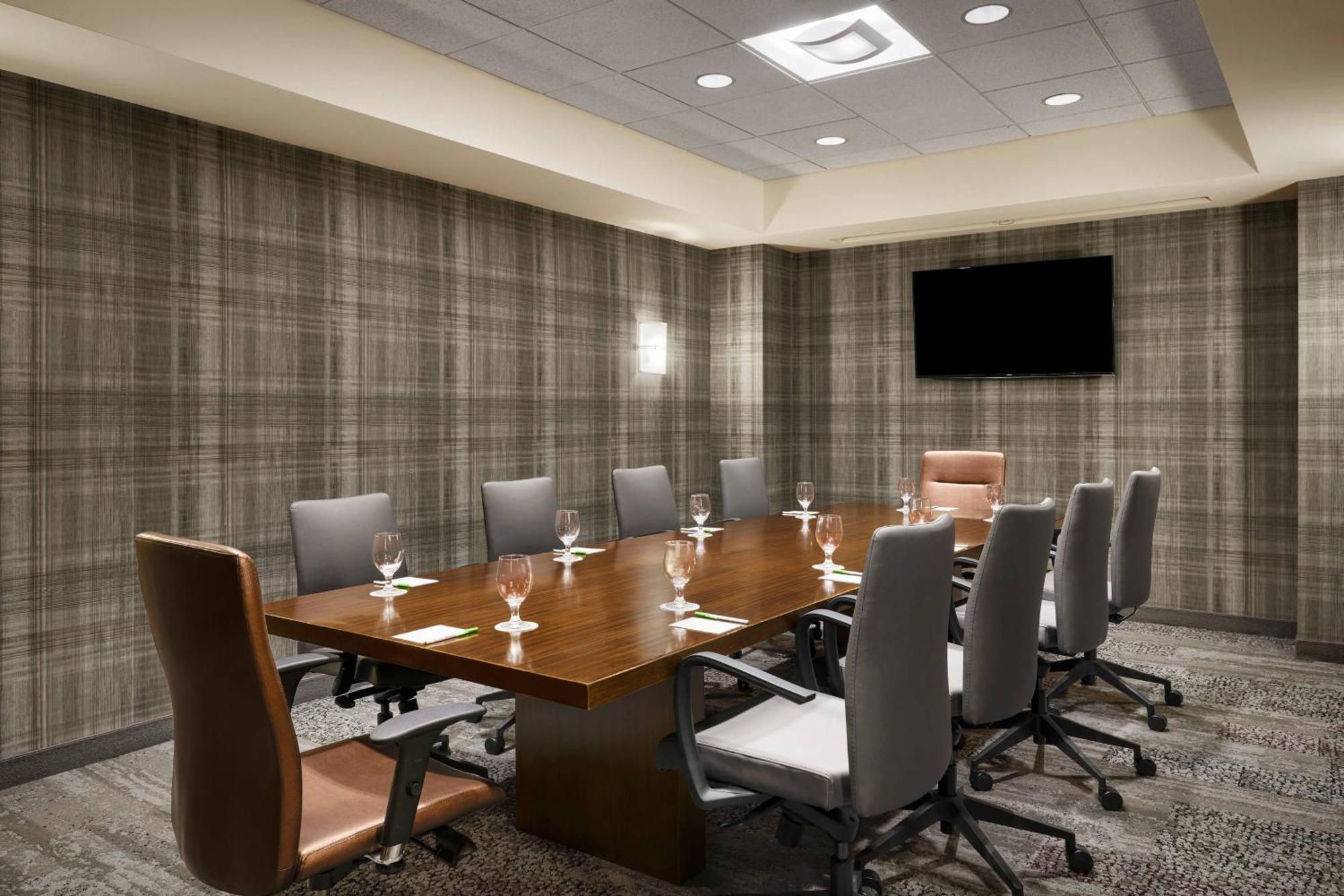 Отель Courtyard By Marriott Newark Downtown Экстерьер фото